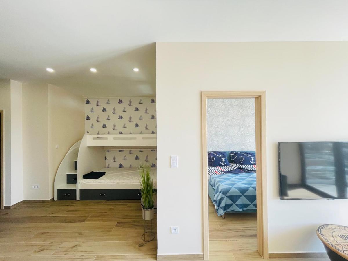 Panorama Deluxe Apartments - Pool & Free Parking Alsoors Exterior photo