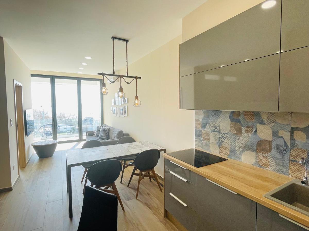 Panorama Deluxe Apartments - Pool & Free Parking Alsoors Exterior photo