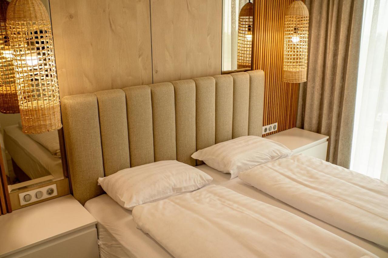 Panorama Deluxe Apartments - Pool & Free Parking Alsoors Exterior photo